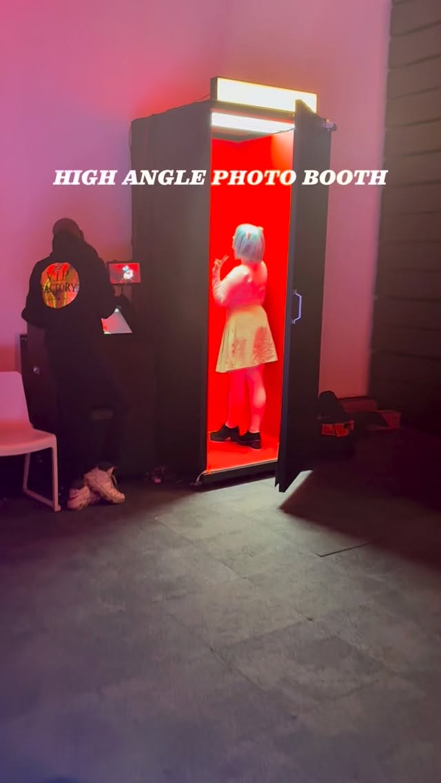 Glasgow ComiCon #kaijicon #highanglephotobooth #glasgowphotobooth