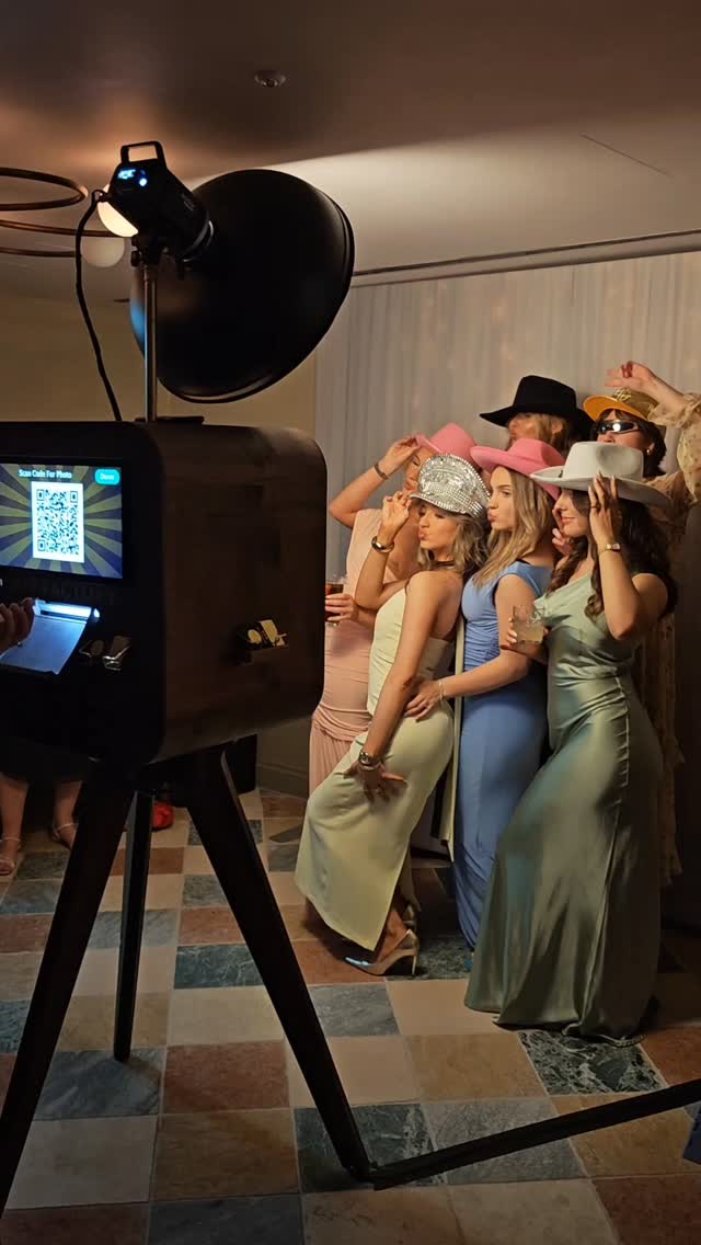 Booth fun at The Hoxton Edinburgh
#photoboothedinburgh